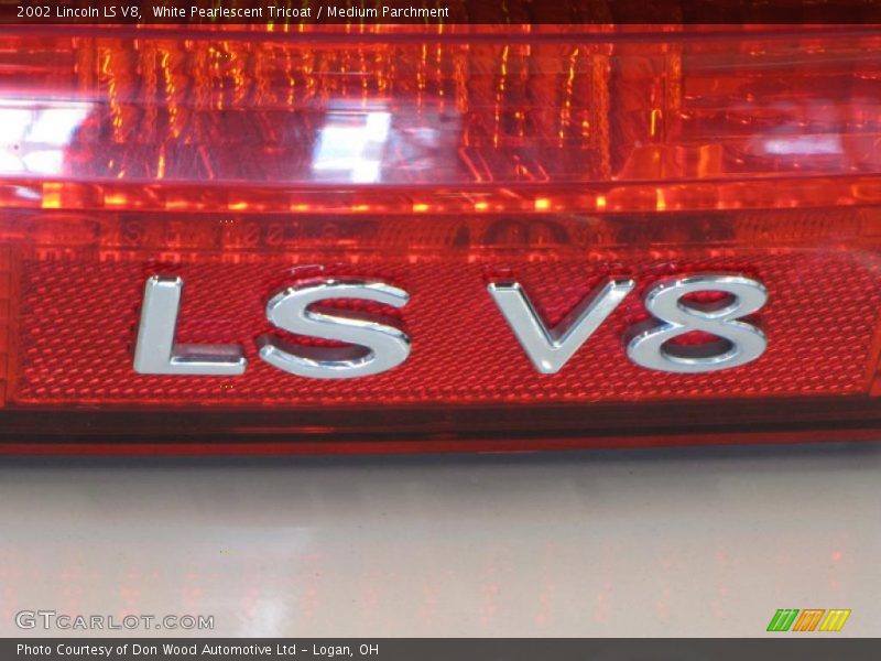  2002 LS V8 Logo