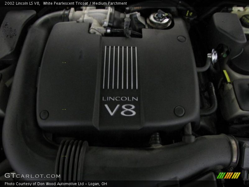  2002 LS V8 Engine - 3.9 Liter DOHC 32-Valve V8
