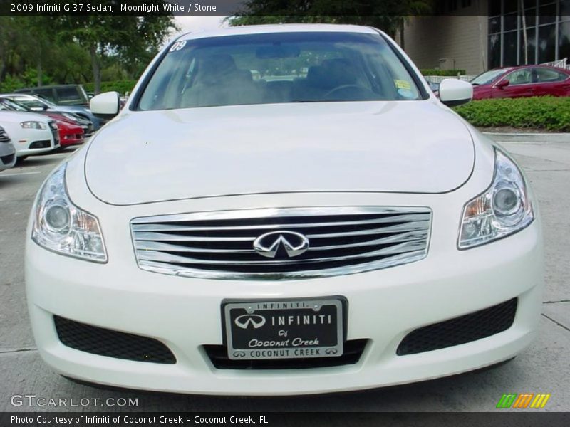 Moonlight White / Stone 2009 Infiniti G 37 Sedan