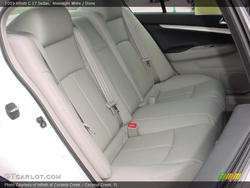Moonlight White / Stone 2009 Infiniti G 37 Sedan