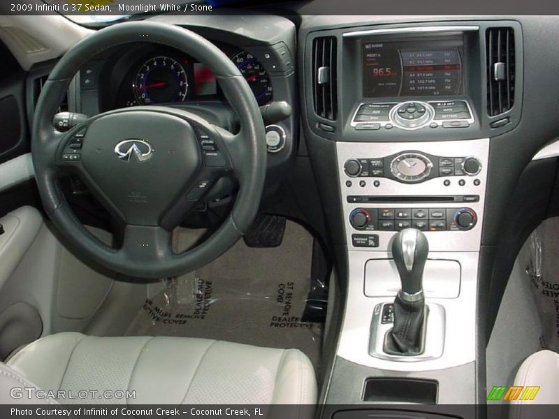 Moonlight White / Stone 2009 Infiniti G 37 Sedan