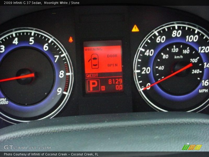Moonlight White / Stone 2009 Infiniti G 37 Sedan