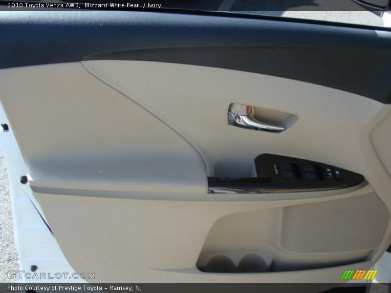 Blizzard White Pearl / Ivory 2010 Toyota Venza AWD