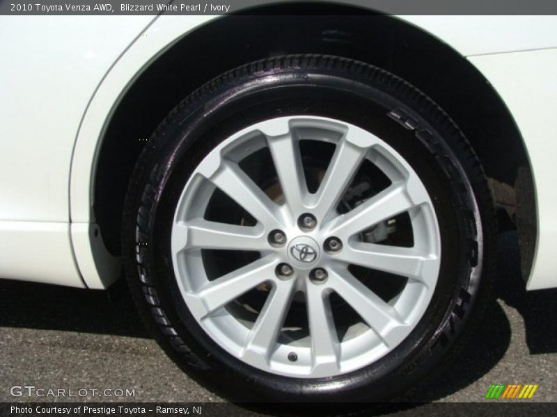 Blizzard White Pearl / Ivory 2010 Toyota Venza AWD