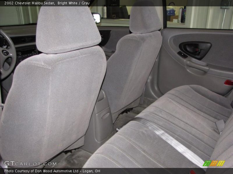 Bright White / Gray 2002 Chevrolet Malibu Sedan