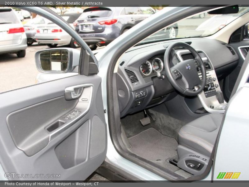 Silver Metallic / Anthracite 2010 Volvo XC60 T6 AWD