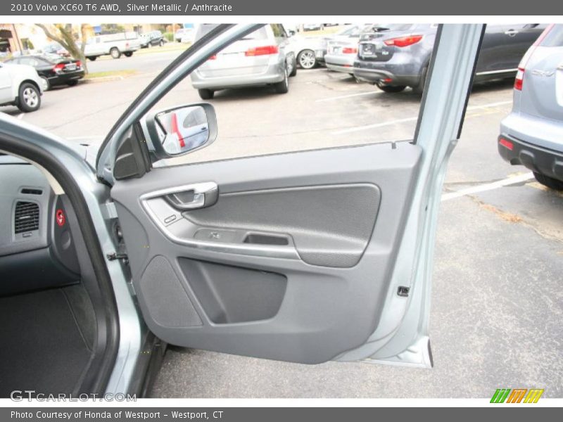 Silver Metallic / Anthracite 2010 Volvo XC60 T6 AWD