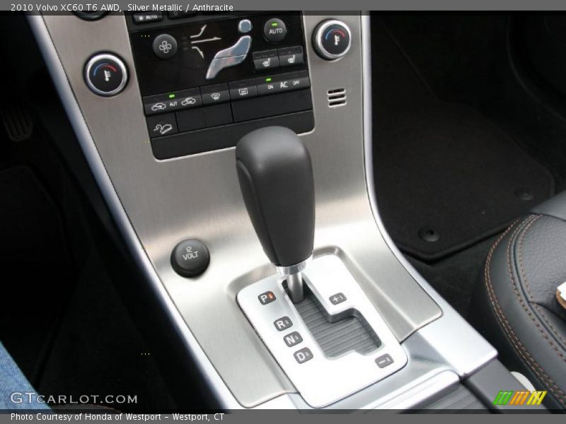 Silver Metallic / Anthracite 2010 Volvo XC60 T6 AWD