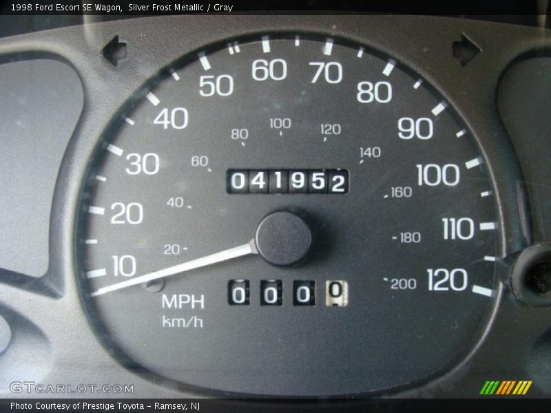 Silver Frost Metallic / Gray 1998 Ford Escort SE Wagon