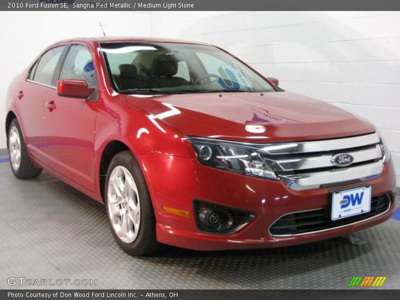 Sangria Red Metallic / Medium Light Stone 2010 Ford Fusion SE