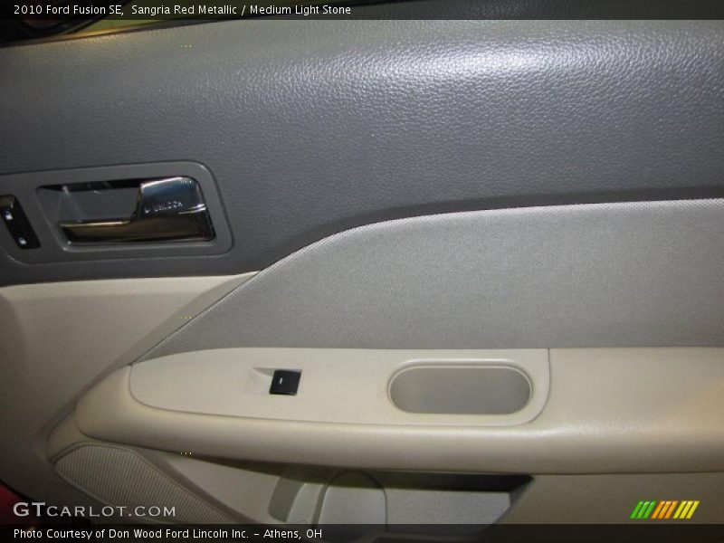 Sangria Red Metallic / Medium Light Stone 2010 Ford Fusion SE