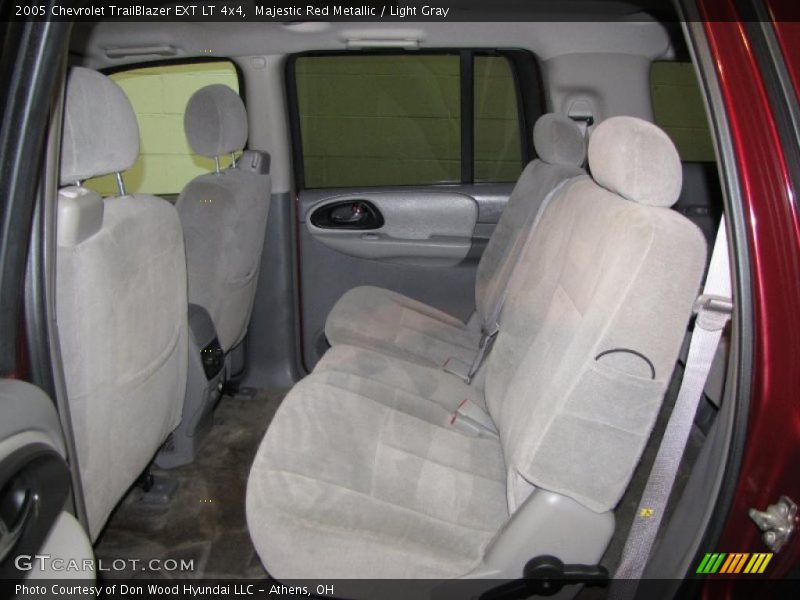 Majestic Red Metallic / Light Gray 2005 Chevrolet TrailBlazer EXT LT 4x4