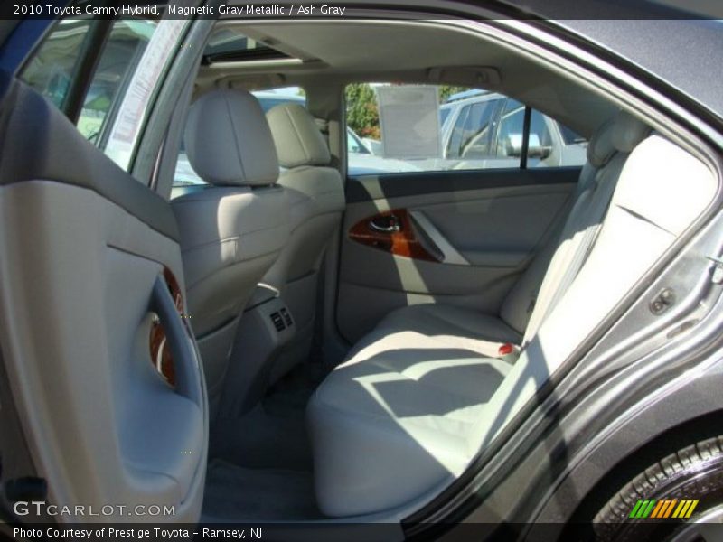 Magnetic Gray Metallic / Ash Gray 2010 Toyota Camry Hybrid