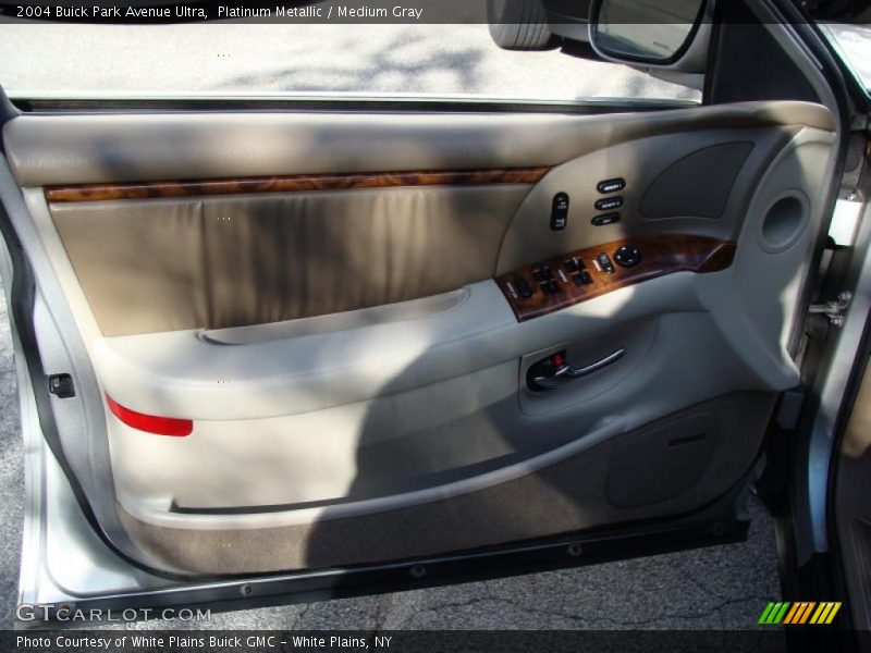 Platinum Metallic / Medium Gray 2004 Buick Park Avenue Ultra