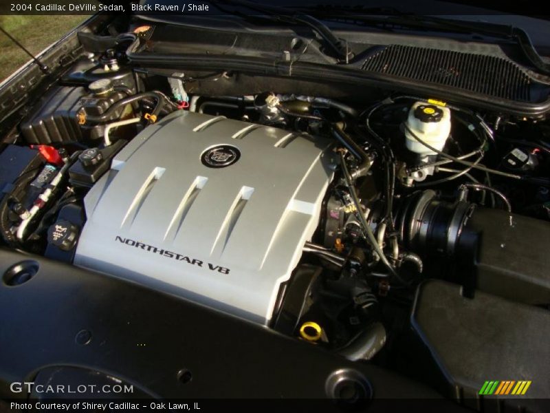 Black Raven / Shale 2004 Cadillac DeVille Sedan