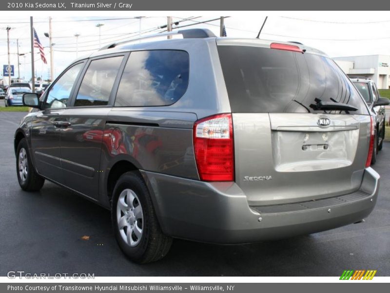 Titanium Silver / Gray 2010 Kia Sedona LX