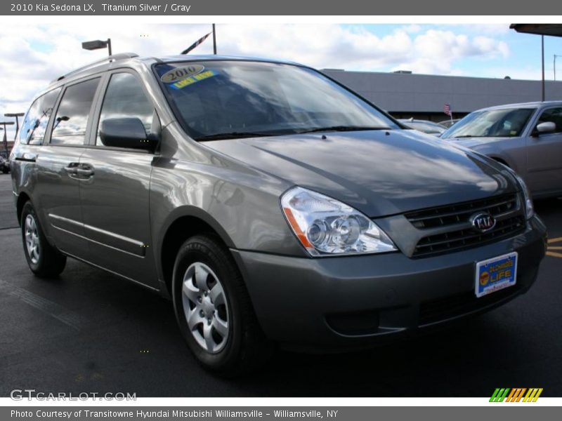 Titanium Silver / Gray 2010 Kia Sedona LX