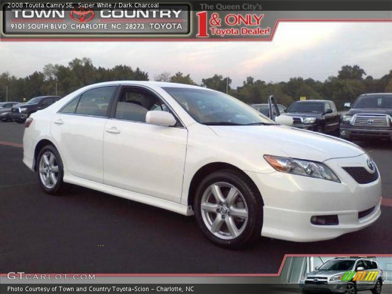 Super White / Dark Charcoal 2008 Toyota Camry SE