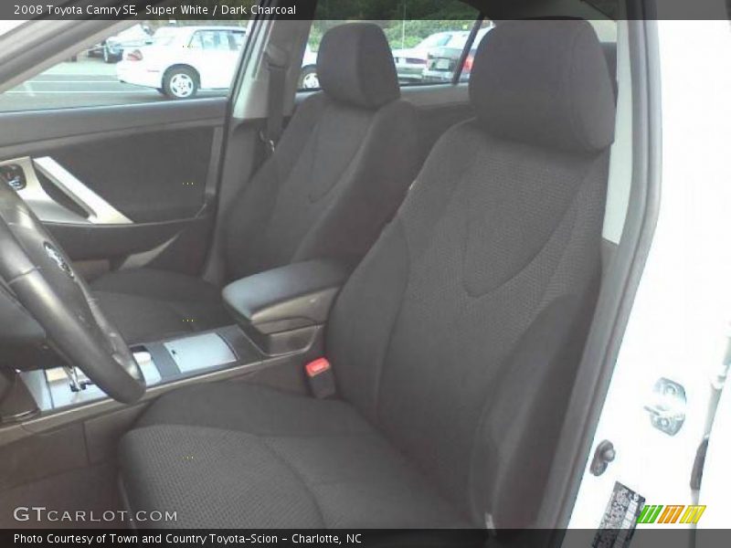 Super White / Dark Charcoal 2008 Toyota Camry SE