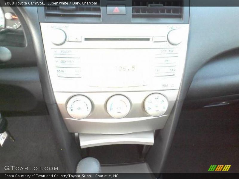 Super White / Dark Charcoal 2008 Toyota Camry SE