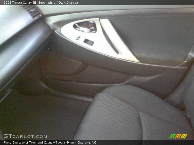 Super White / Dark Charcoal 2008 Toyota Camry SE