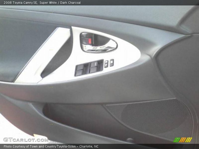 Super White / Dark Charcoal 2008 Toyota Camry SE