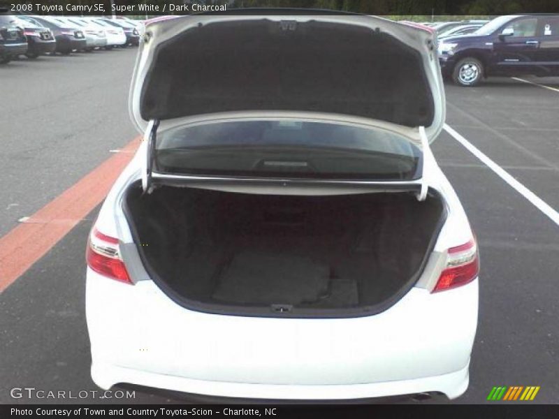 Super White / Dark Charcoal 2008 Toyota Camry SE
