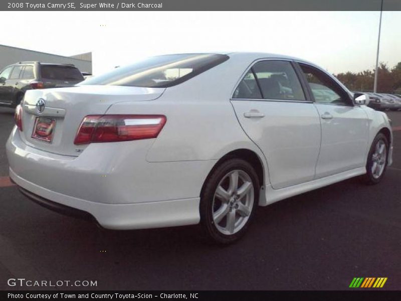 Super White / Dark Charcoal 2008 Toyota Camry SE