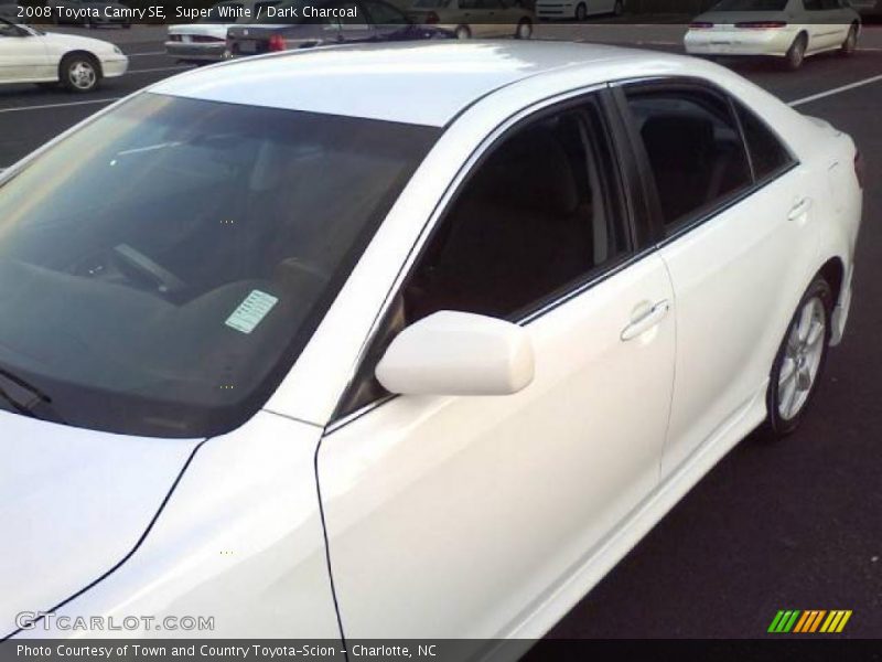 Super White / Dark Charcoal 2008 Toyota Camry SE