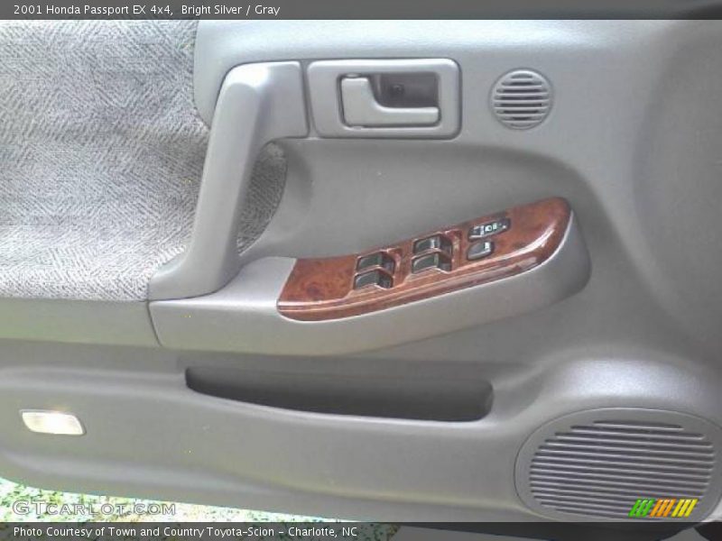 Bright Silver / Gray 2001 Honda Passport EX 4x4