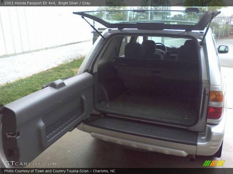 Bright Silver / Gray 2001 Honda Passport EX 4x4