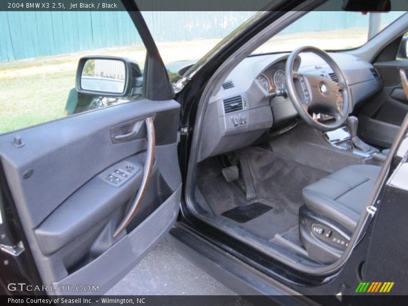 Jet Black / Black 2004 BMW X3 2.5i