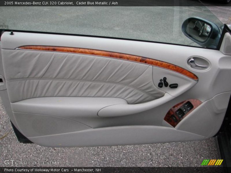 Door Panel of 2005 CLK 320 Cabriolet