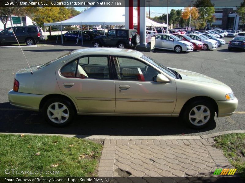 Cultured Sandstone Pearl Metallic / Tan 1998 Nissan Altima GLE