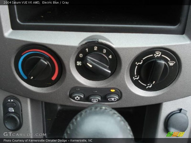 Electric Blue / Gray 2004 Saturn VUE V6 AWD