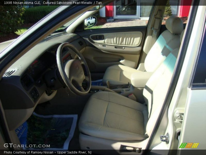 Cultured Sandstone Pearl Metallic / Tan 1998 Nissan Altima GLE