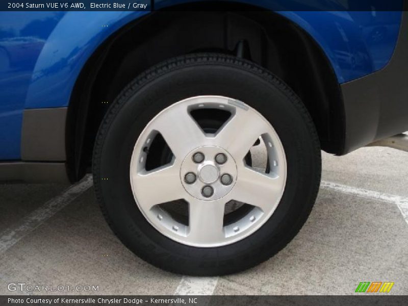  2004 VUE V6 AWD Wheel