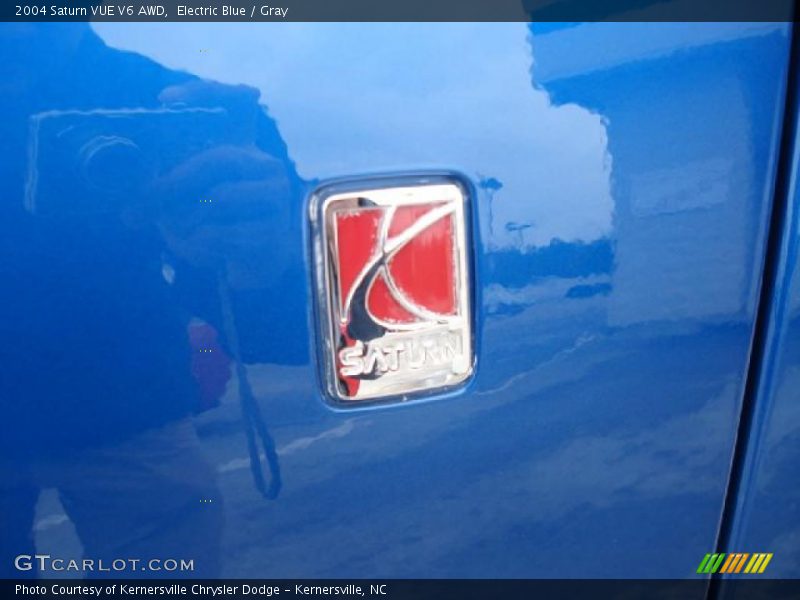 Electric Blue / Gray 2004 Saturn VUE V6 AWD