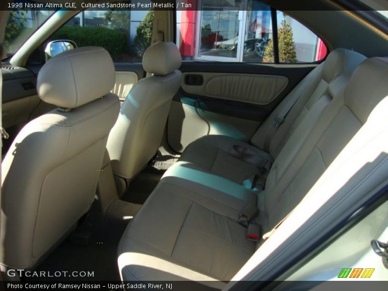 Cultured Sandstone Pearl Metallic / Tan 1998 Nissan Altima GLE