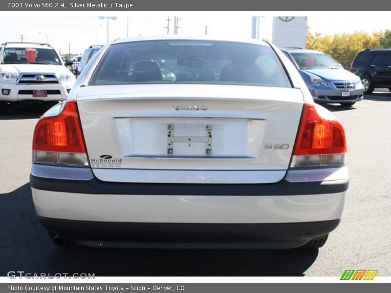 Silver Metallic / Taupe 2001 Volvo S60 2.4