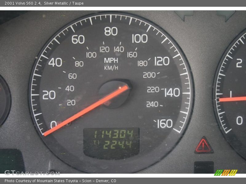 Silver Metallic / Taupe 2001 Volvo S60 2.4