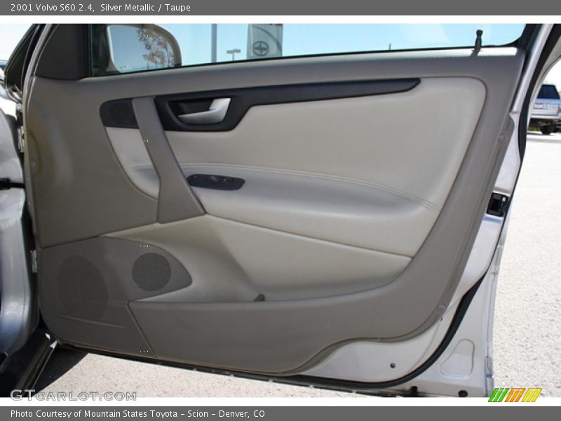 Silver Metallic / Taupe 2001 Volvo S60 2.4