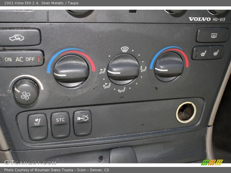 Silver Metallic / Taupe 2001 Volvo S60 2.4