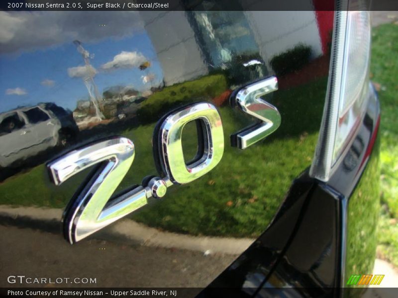 Super Black / Charcoal/Steel 2007 Nissan Sentra 2.0 S