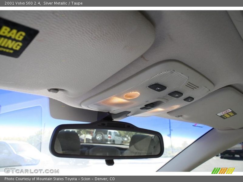 Silver Metallic / Taupe 2001 Volvo S60 2.4
