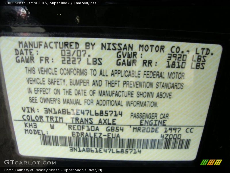 Super Black / Charcoal/Steel 2007 Nissan Sentra 2.0 S