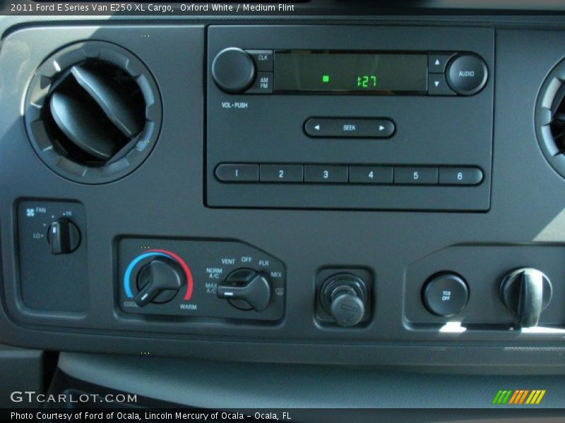 Controls of 2011 E Series Van E250 XL Cargo