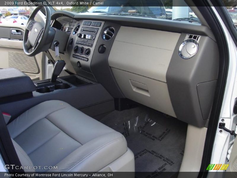 Dashboard of 2009 Expedition EL XLT 4x4