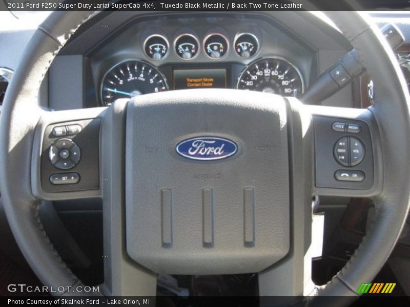 Tuxedo Black Metallic / Black Two Tone Leather 2011 Ford F250 Super Duty Lariat SuperCab 4x4