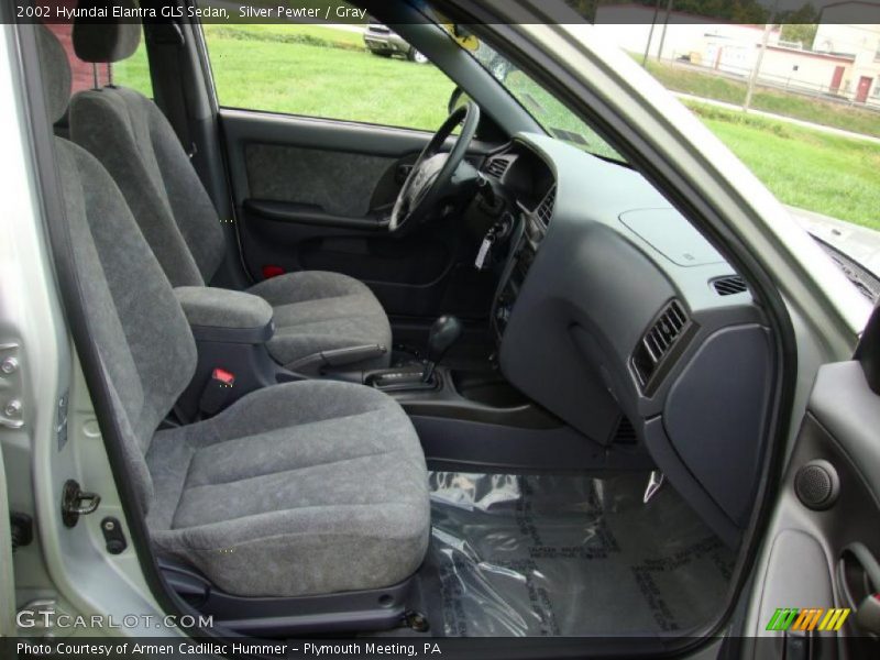 Silver Pewter / Gray 2002 Hyundai Elantra GLS Sedan